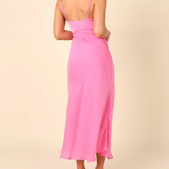 PETAL & PUP CHARLOTTE MIDI DRESS IN PINK - Picture 4 of 7
